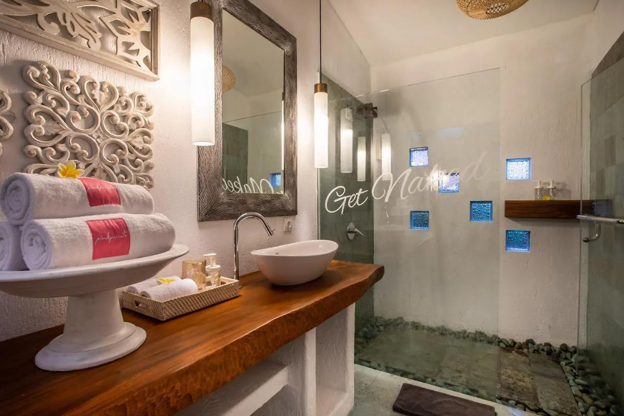Bed and Breakfast Pinkprivate Sanur - For Cool Adults Only Frühstückspension