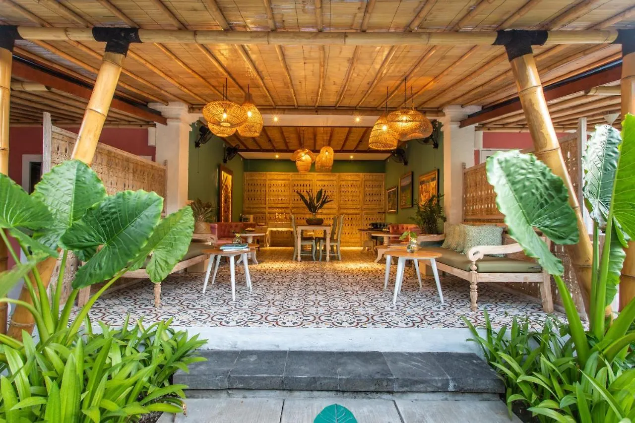 Bed and Breakfast Pinkprivate Sanur - For Cool Adults Only Frühstückspension